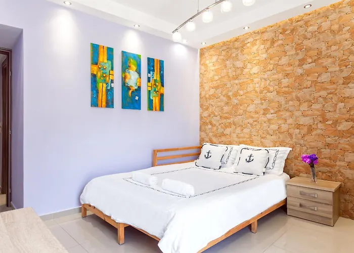 Apartamento 5- Luxury For 4 In The Part Of Rhodes! *